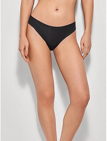 Tanga sin costuras efecto segunda piel