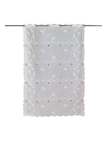 Tejido modular bordado con flores