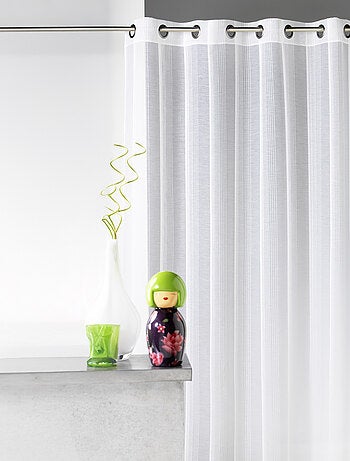 Tejido vaporoso a rayas verticales, tono sobre tono