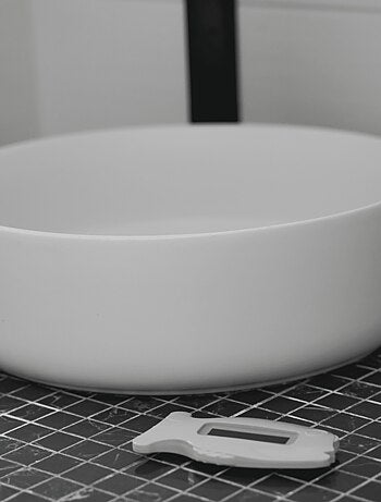 Thermobaby Termómetro de baño digital en forma de pez con pantalla LCD de 35 a 40 °C