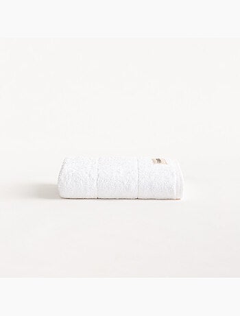 Toalla 100% algodón, rizo 600g/m2, con colgador - Gamusi