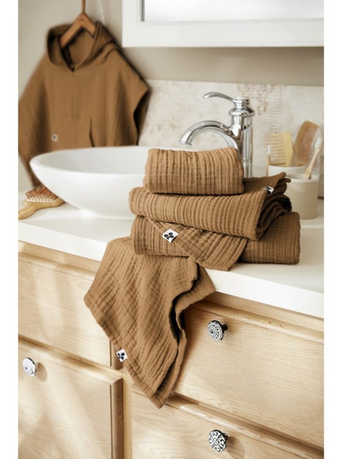 Toalla de baño - cuádruple gasa de algodón 220 g/m² - gaia - Kiabi Toalla de baño - cuádruple gasa de algodón 220 g/m² - gaia - Kiabi