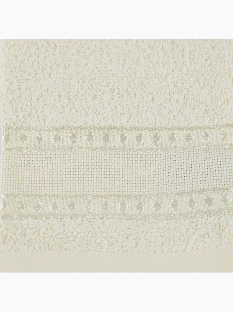 Toalla de baño con bordado, tela Aïda Rosa - Kiabi