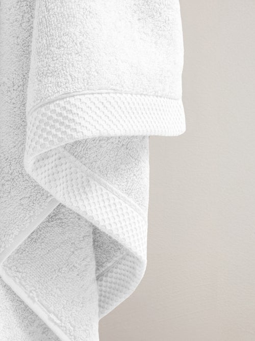 Toalla de baño de puro algodón 600 g/m² Mirmande - Kiabi Toalla de baño de puro algodón 600 g/m² Mirmande - Kiabi
