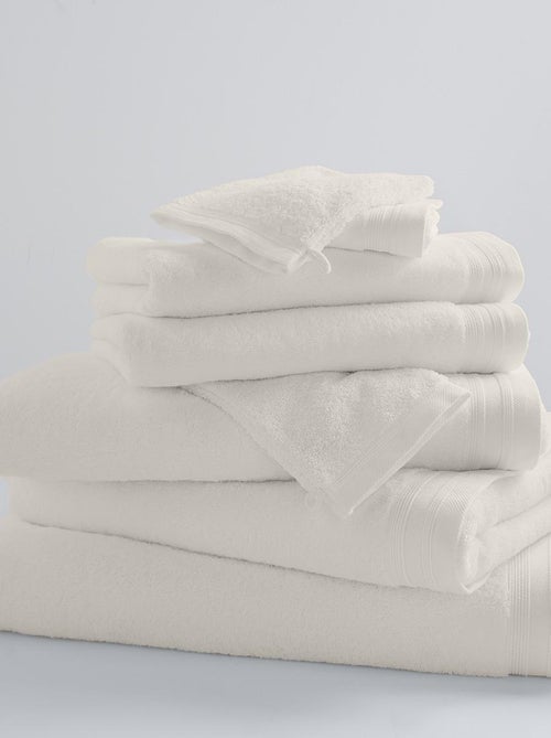 Toalla de baño lisa y colorida - Kiabi