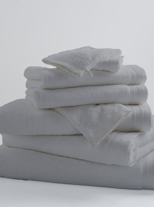 Toalla de baño lisa y colorida - Kiabi