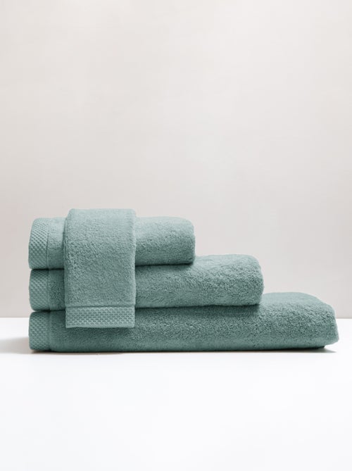 Toalla de baño premium de algodón 600 g/m² Mirmande - Kiabi Toalla de baño premium de algodón 600 g/m² Mirmande - Kiabi