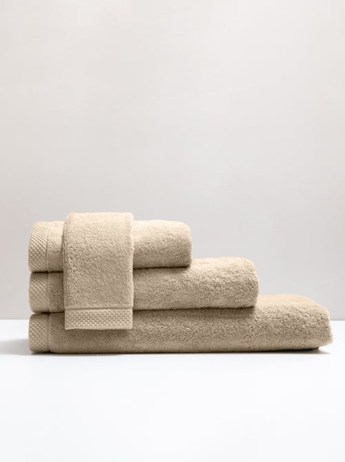 Toalla de baño premium de algodón 600 g/m² Mirmande - Kiabi Toalla de baño premium de algodón 600 g/m² Mirmande - Kiabi