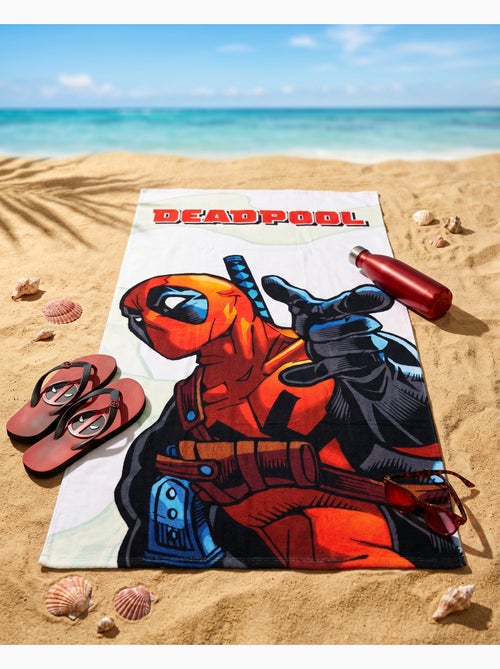 Toalla de Playa Deadpool 70x140cm – Impresión HD Comic – 100% Poliéster – Licencia Oficial Marvel - Kiabi Toalla de Playa Deadpool 70x140cm – Impresión HD Comic – 100% Poliéster – Licencia Oficial Marvel - Kiabi
