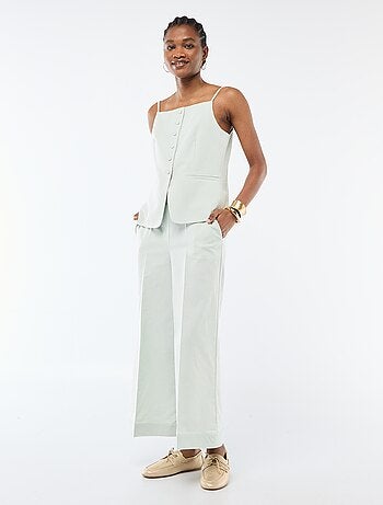 Top abotonado de tirantes