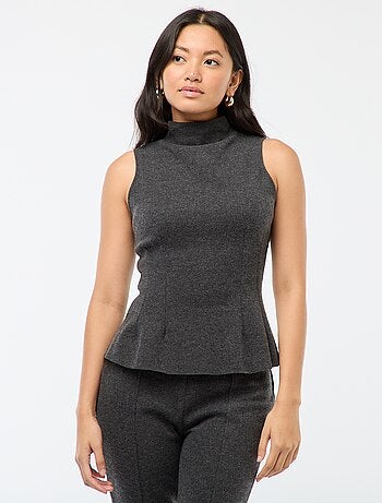 Top ajustado de punto suave