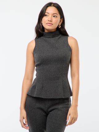 Top ajustado de punto suave