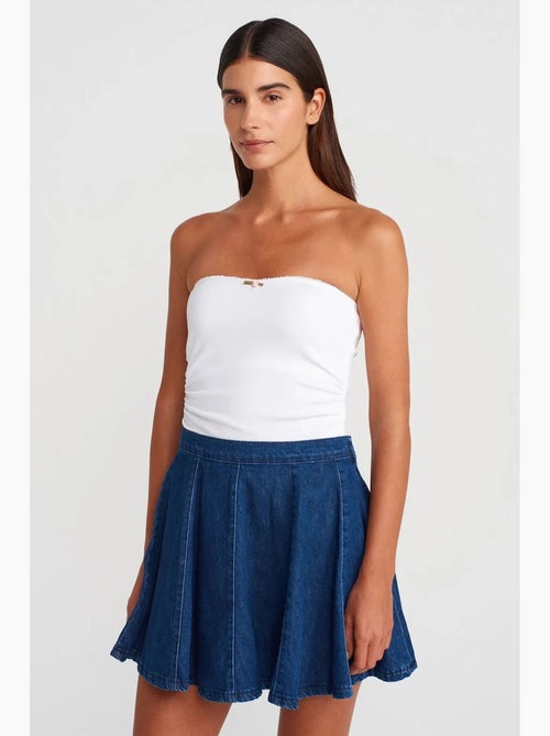 Top bandeau corto sin tirantes con detalle de lazo dilvin - Kiabi Top bandeau corto sin tirantes con detalle de lazo dilvin - Kiabi