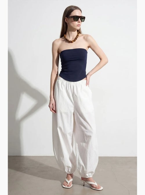 Top bandeau crop sin tirantes de mujer dilvin - Kiabi Top bandeau crop sin tirantes de mujer dilvin - Kiabi