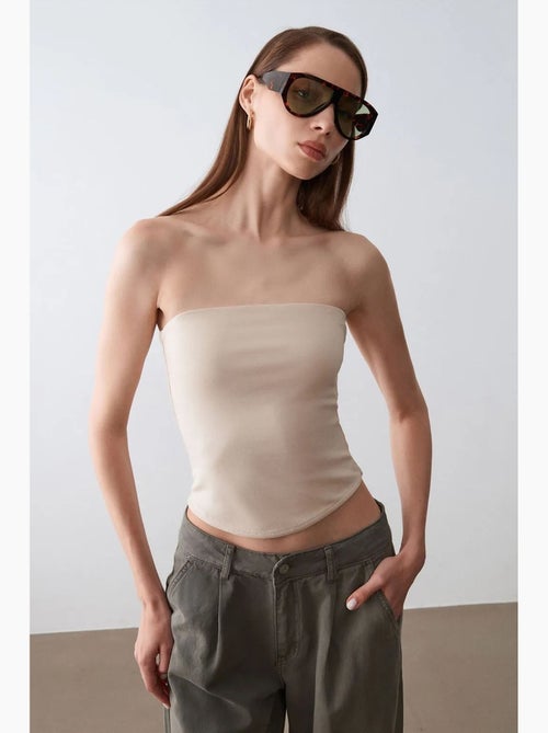 Top bandeau crop sin tirantes de mujer dilvin - Kiabi Top bandeau crop sin tirantes de mujer dilvin - Kiabi