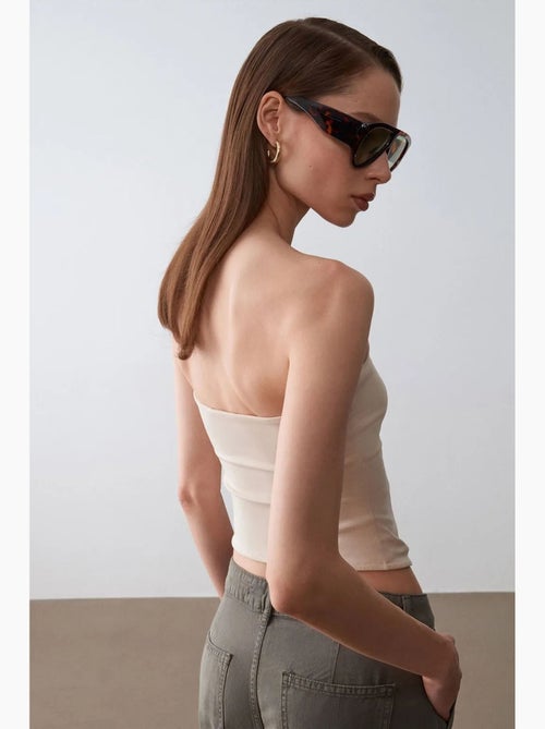 Top bandeau crop sin tirantes de mujer dilvin - Kiabi Top bandeau crop sin tirantes de mujer dilvin - Kiabi