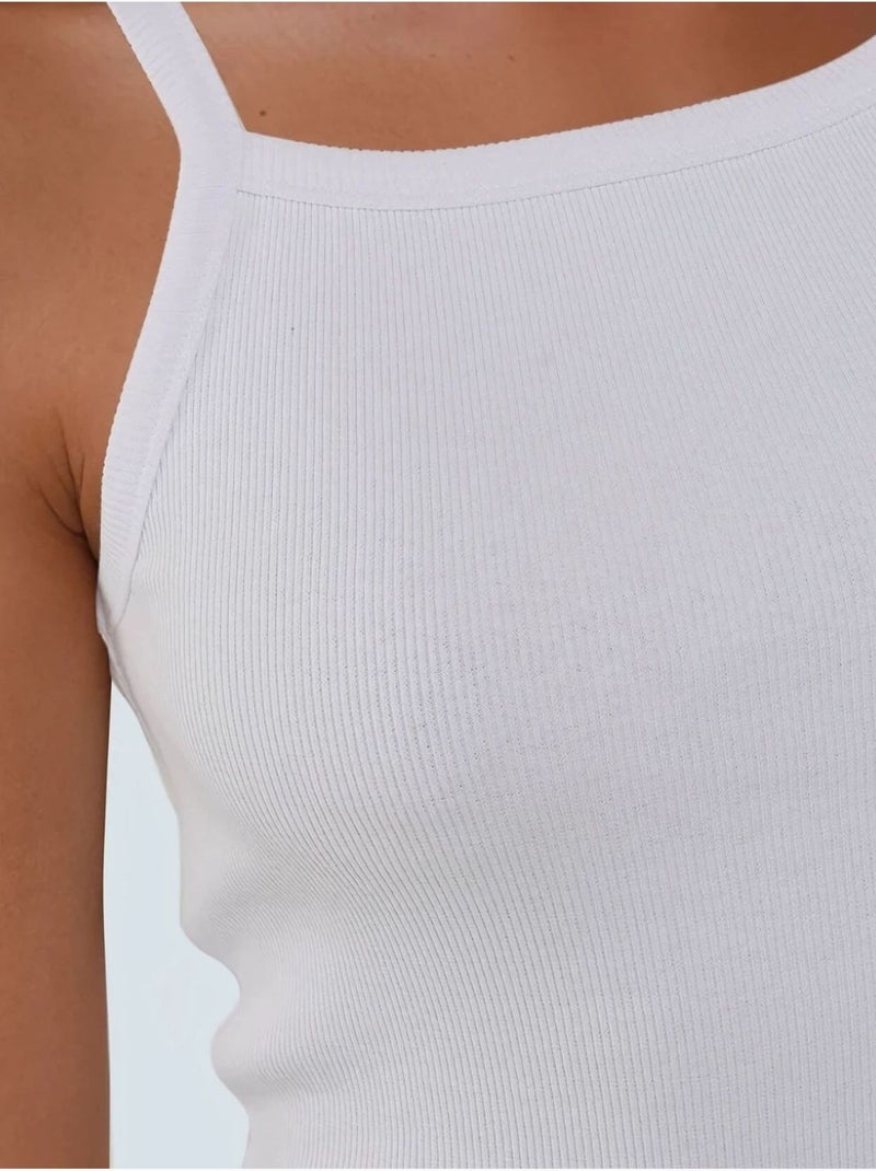 Top básico ajustado con cuello halter hiccup Blanco - Kiabi