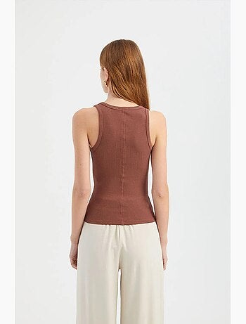 Top básico de tirantes con cuello redondo liso hiccup