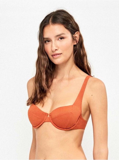 Top bikini balconette con aro en tejido piqué y acabado brillante - Kiabi Top bikini balconette con aro en tejido piqué y acabado brillante - Kiabi