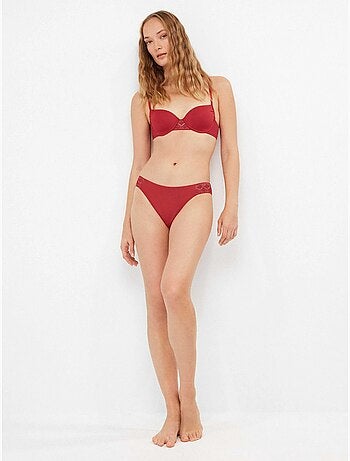 Top bikini balconette con aro y foam con detalle encaje en escote