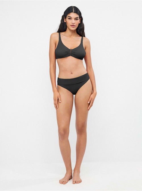 Top bikini capacidad con aro y foam tejido piqué copas c a e - Kiabi