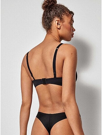 Top bikini capacidad sin aro, con foam y cruce de tejido en escote