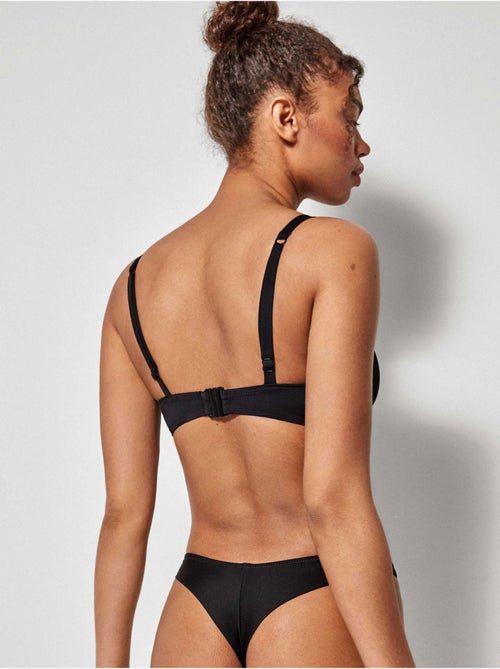 Top bikini capacidad sin aro, con foam y cruce de tejido en escote - Kiabi Top bikini capacidad sin aro, con foam y cruce de tejido en escote - Kiabi