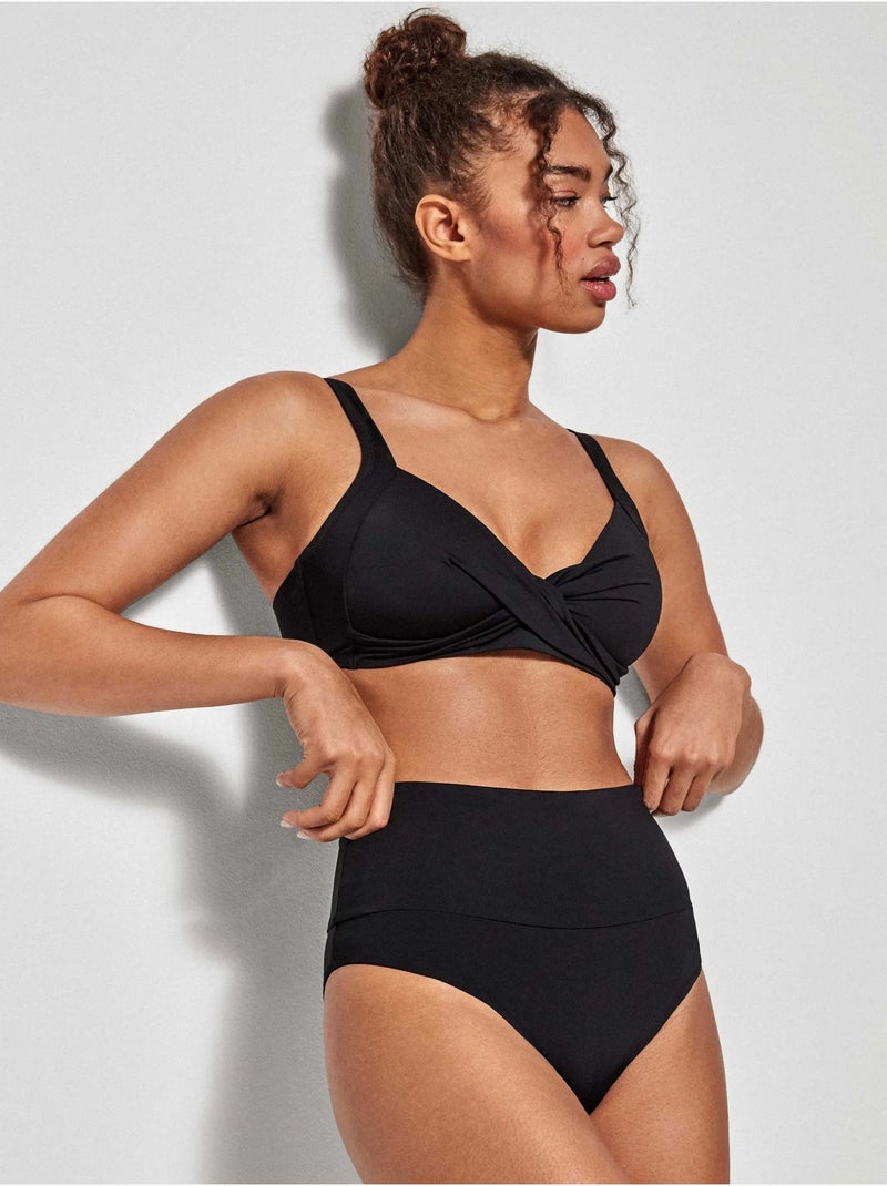 Top bikini capacidad sin aro, con foam y cruce de tejido en escote Negro - Kiabi