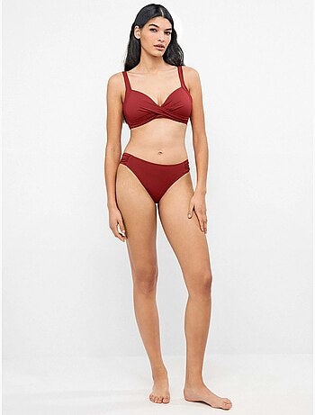 Top bikini capacidad sin aro, con foam y cruce en escote c y d