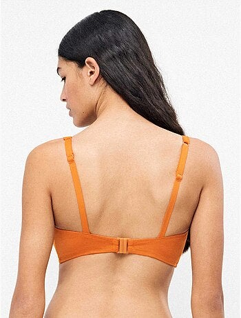 Top bikini capacidad sin aro, con foam y cruce en escote c y d