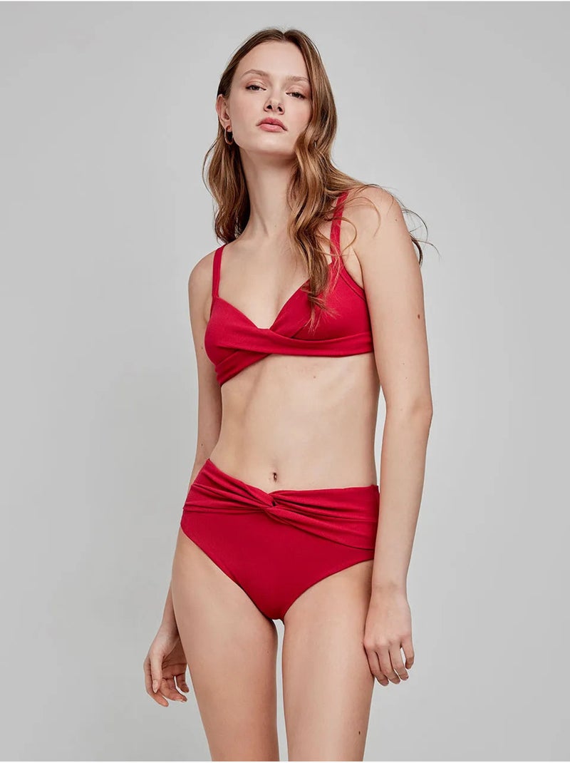 Top bikini capacidad sin aro, con foam y cruce en escote Granate - Kiabi