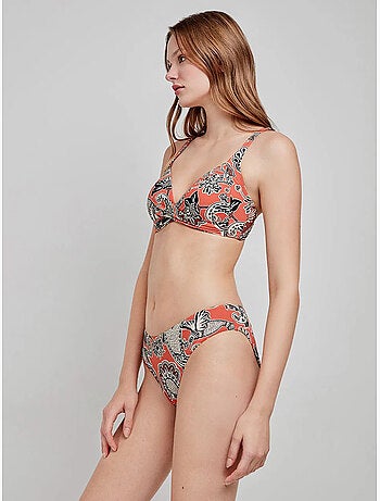 Top bikini capacidad sin aro, con foam y escote cruzado