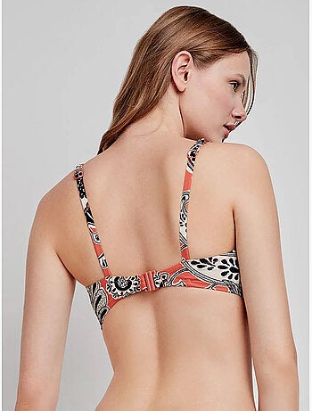 Top bikini capacidad sin aro, con foam y escote cruzado