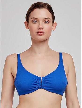 Top bikini capacidad sin aro ni foam en tejido con estructura