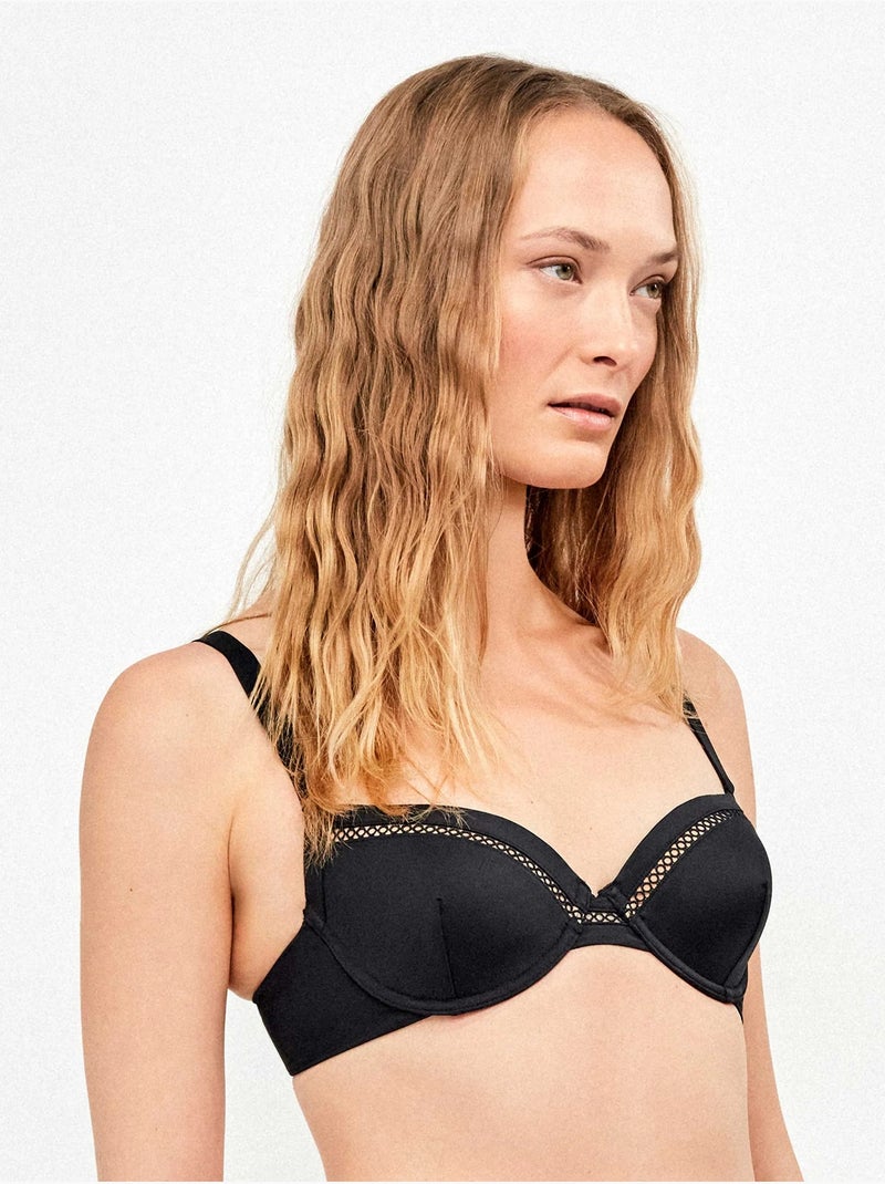 Top bikini con aro, foam y detalle calado en escote Negro - Kiabi