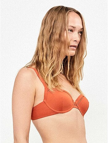 Top bikini con aro, foam y detalle calado en escote