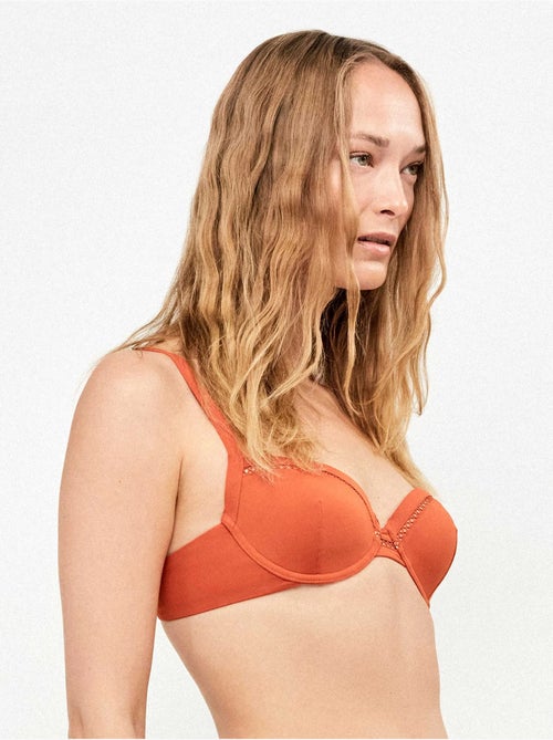 Top bikini con aro, foam y detalle calado en escote - Kiabi Top bikini con aro, foam y detalle calado en escote - Kiabi