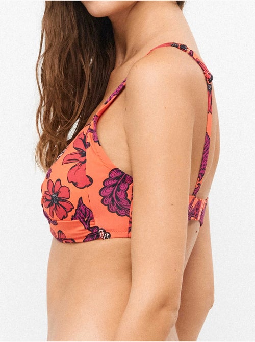 Top bikini de capacidad sin aro y con foam con cruce copas c y d - Kiabi Top bikini de capacidad sin aro y con foam con cruce copas c y d - Kiabi