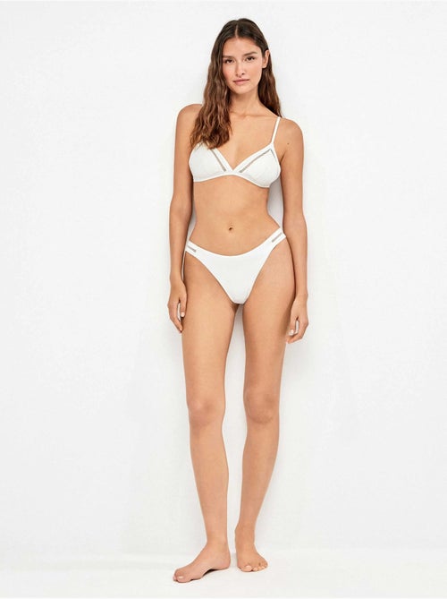 Top bikini triangular sin aro copa extraíble y detalles calados - Kiabi