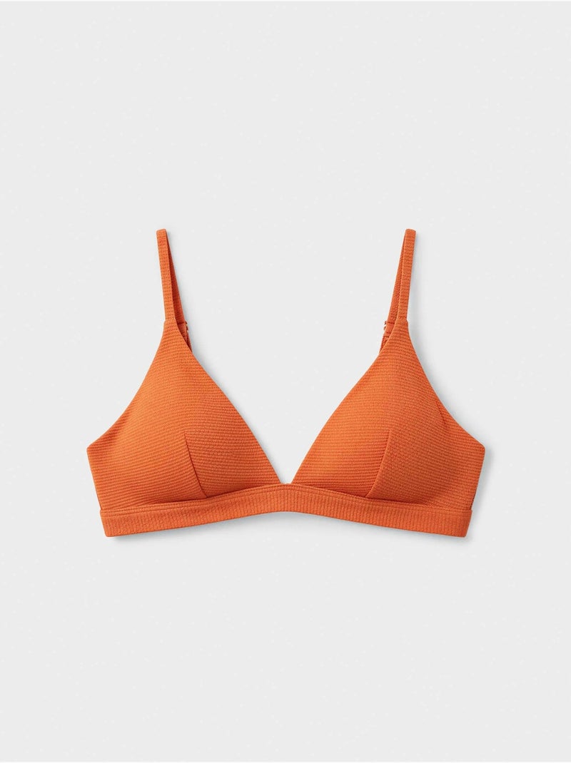 Top bikini triangular sin aro en tejido piqué con acabado brillante Terracota - Kiabi