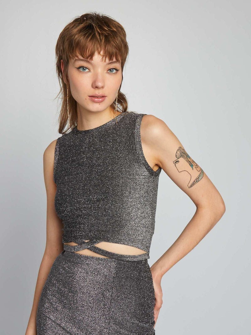 Top brillante con tiras cruzadas GRIS - Kiabi