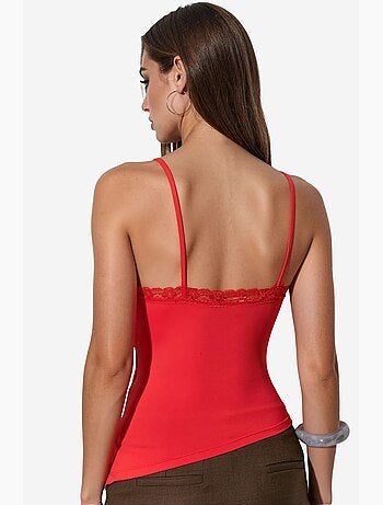 Top cami crop ajustado con bordado busem
