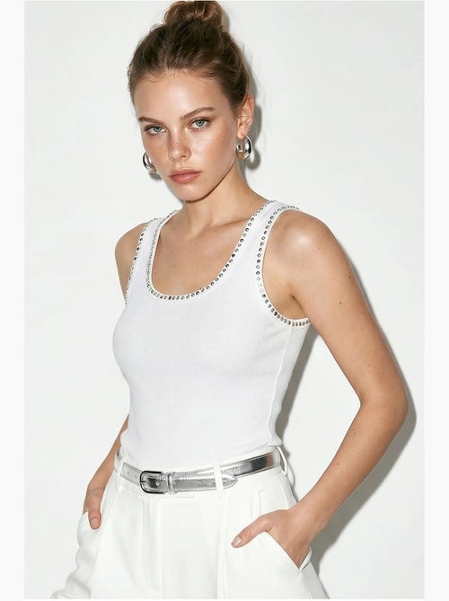 Top camisola ajustado acanalado de mezcla de algodón lucci - Kiabi Top camisola ajustado acanalado de mezcla de algodón lucci - Kiabi