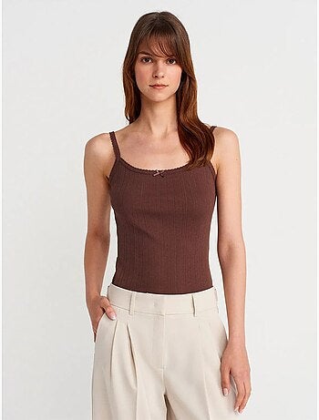 Top camisola de algodón acanalado slim fit dilvin