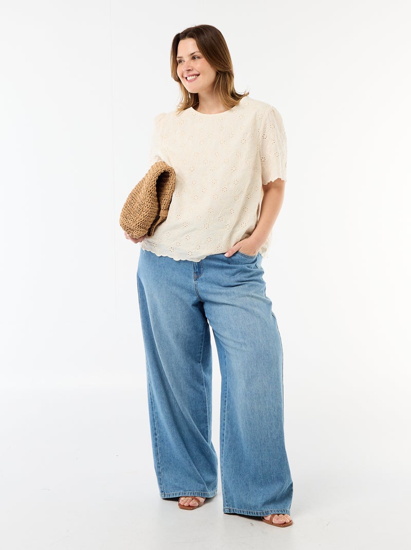 Top con bordados ingleses Beige - Kiabi