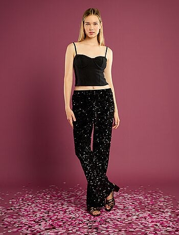 Top corto estilo corsé