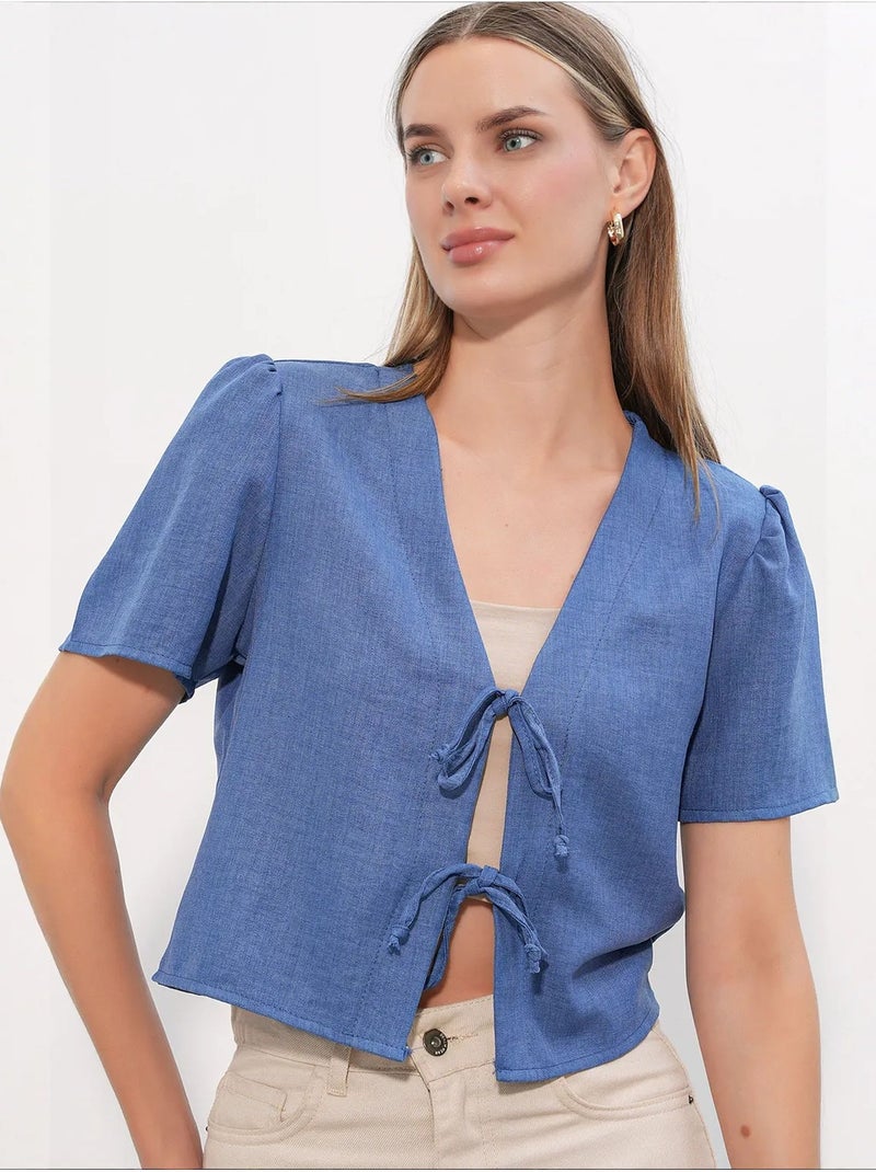 Top corto texturizado de mezcla de lino con cuello de pico bdart Azul - Kiabi
