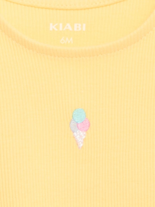Top de canalé con bajo ondulado - Kiabi