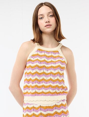 Top de croché con sisas americanas