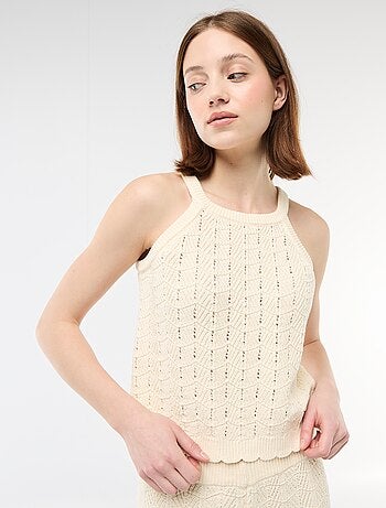 Top de croché con sisas americanas